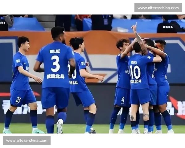 执教首秀震撼登场展现新帅风采引领球队开启全新时代征程