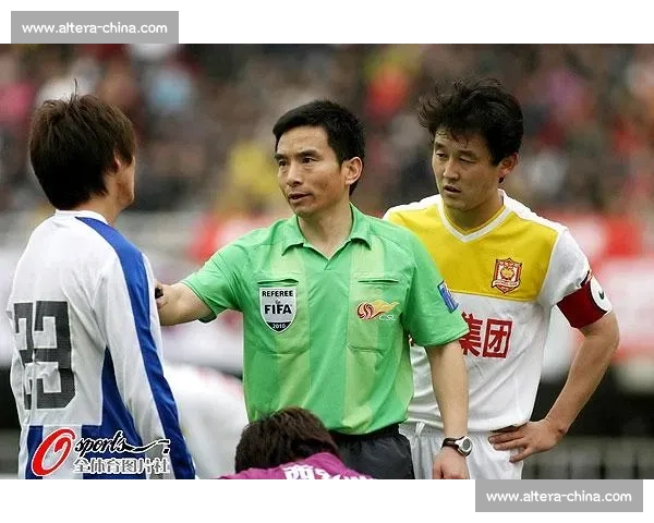 以边裁举旗为中心探讨现代竞技裁判判罚与比赛公平性新视角研究